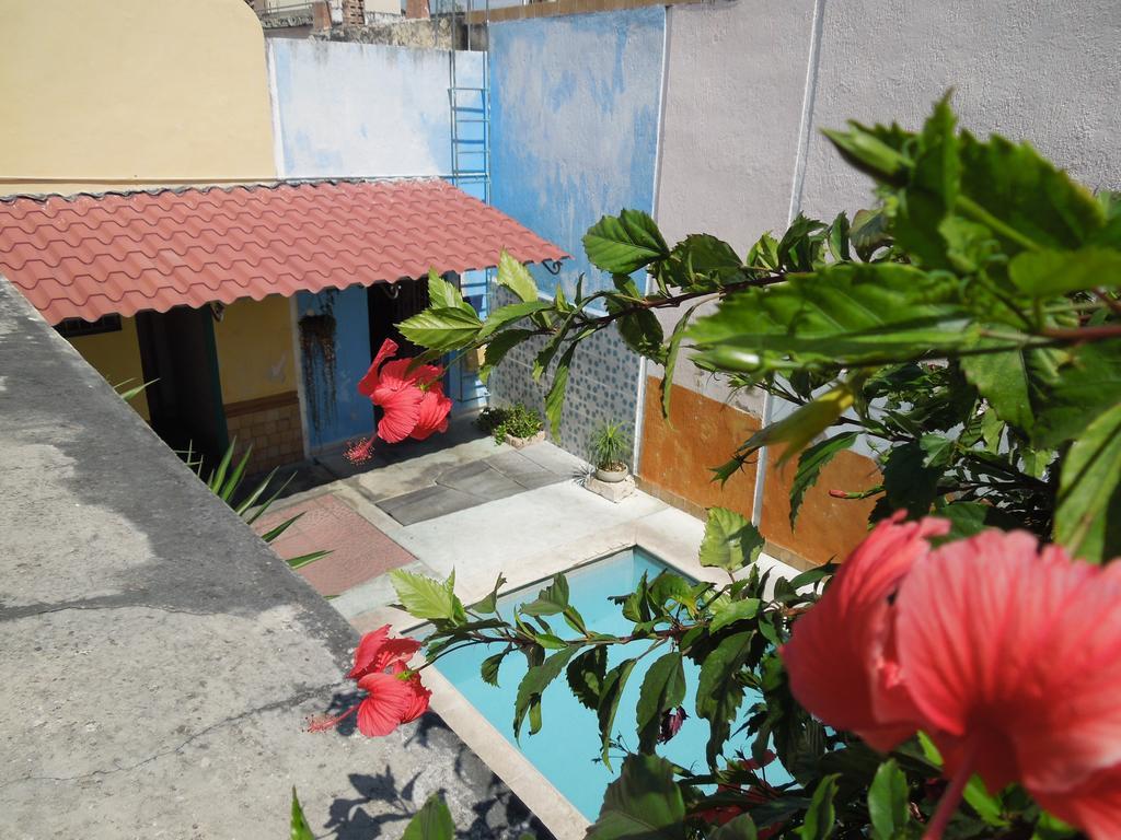 Spanglish Hostel Mérida Exterior foto